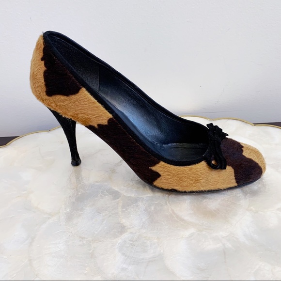Stuart Weitzman Calf Hair Tan Animal Print Heels - Picture 13 of 13